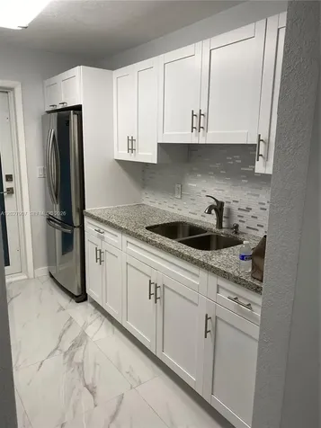 1030 9th Street Miami Beach FL 33139