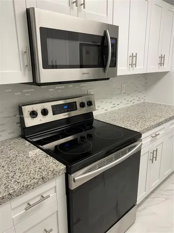 1030 9th Street Miami Beach FL 33139