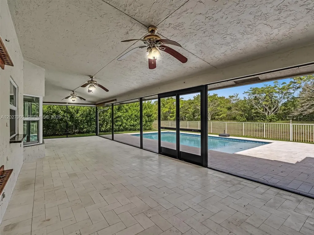 11690 Island Lakes Lane Boca Raton FL 33498