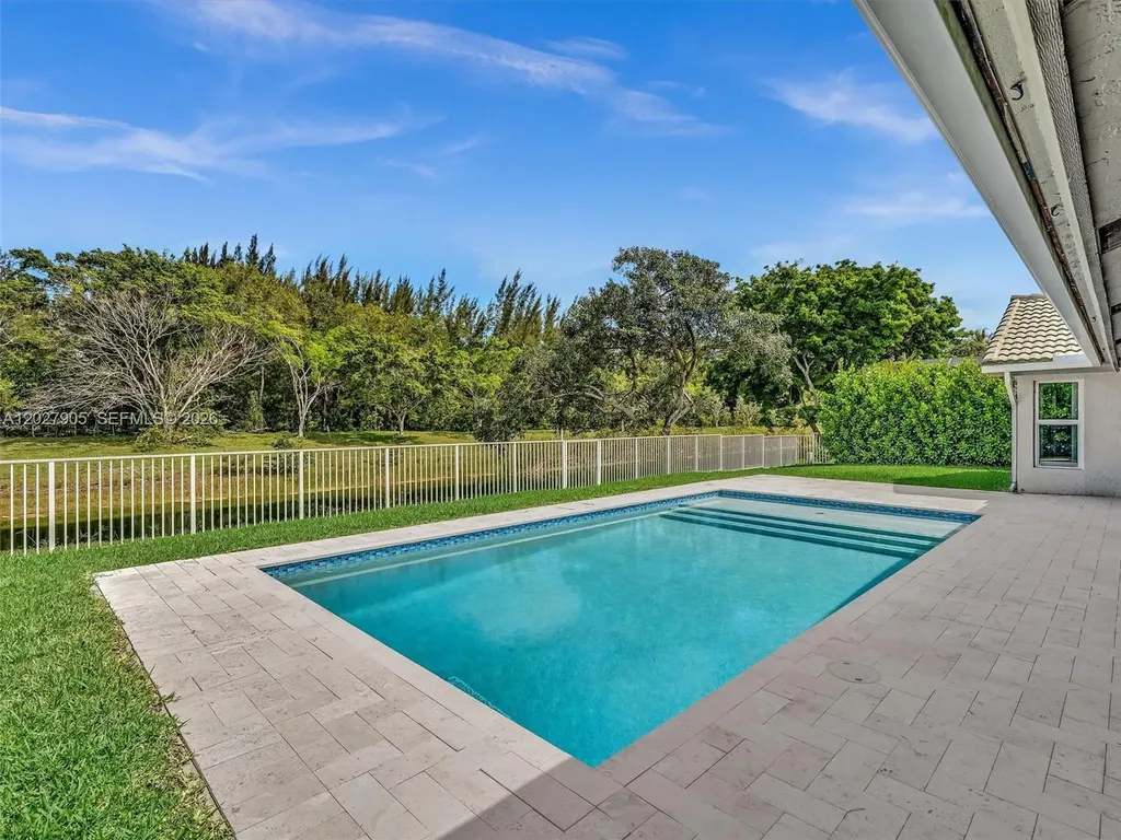 11690 Island Lakes Lane Boca Raton FL 33498