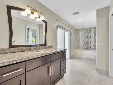 11690 Island Lakes Lane Boca Raton FL 33498