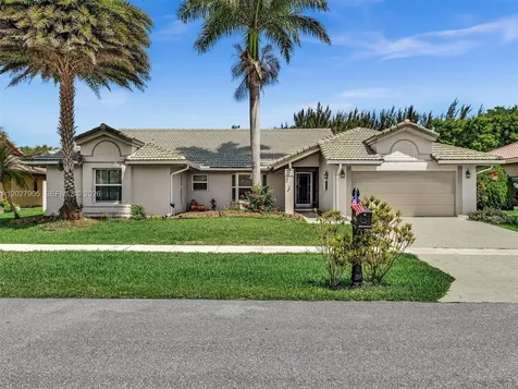 11690 Island Lakes Lane Boca Raton FL 33498