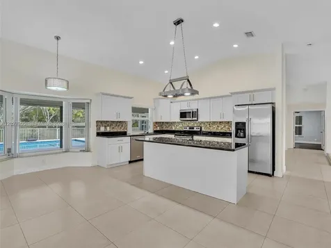 11690 Island Lakes Lane Boca Raton FL 33498