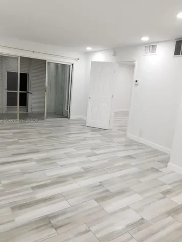 2990 NE 16th Avenue Oakland Park FL 33334