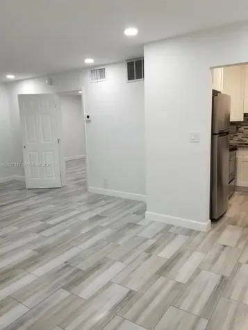 2990 NE 16th Avenue Oakland Park FL 33334