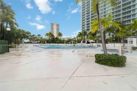 100 Bayview Drive Sunny Isles Beach FL 33160