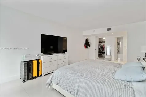 100 Bayview Drive Sunny Isles Beach FL 33160