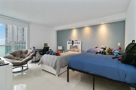 100 Bayview Drive Sunny Isles Beach FL 33160