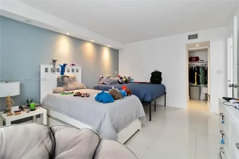 100 Bayview Drive Sunny Isles Beach FL 33160