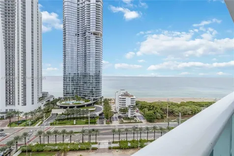 100 Bayview Drive Sunny Isles Beach FL 33160