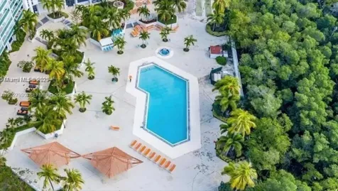 100 Bayview Drive Sunny Isles Beach FL 33160
