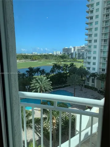 Hallandale Beach FL 33009