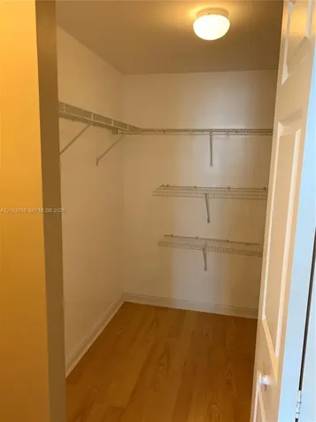 Hallandale Beach FL 33009