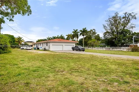 1895 NW 175th Street Miami Gardens FL 33056