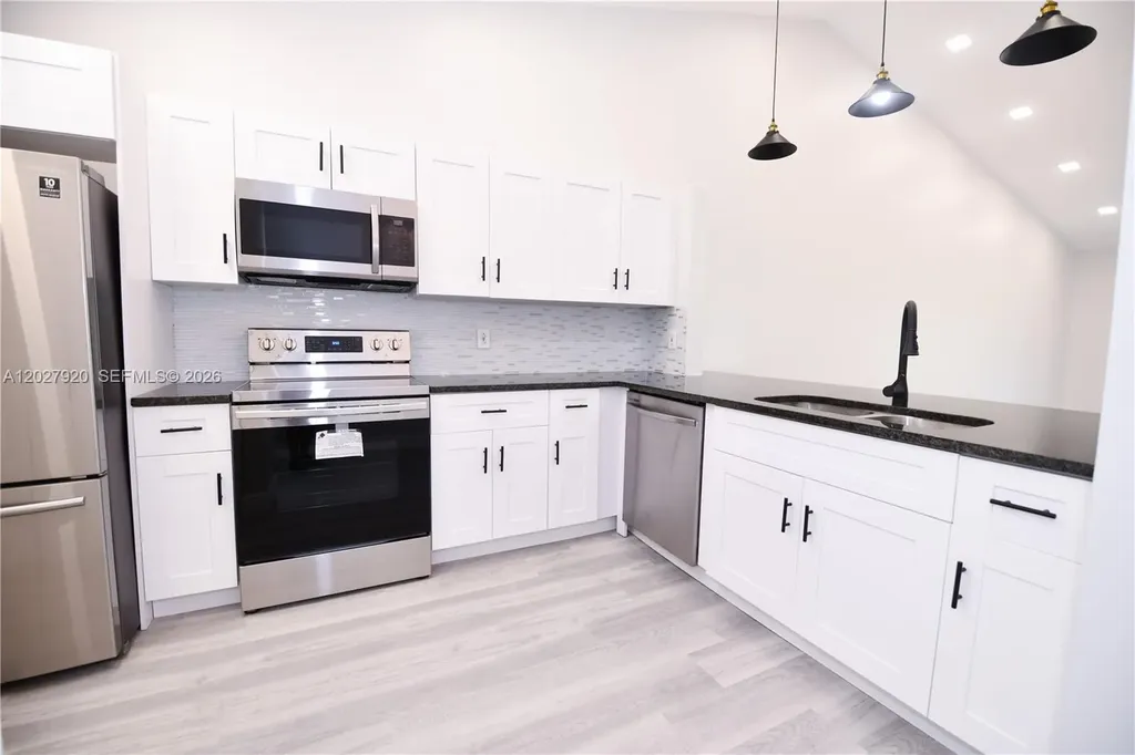 2315 SW 22nd Avenue Delray Beach FL 33445