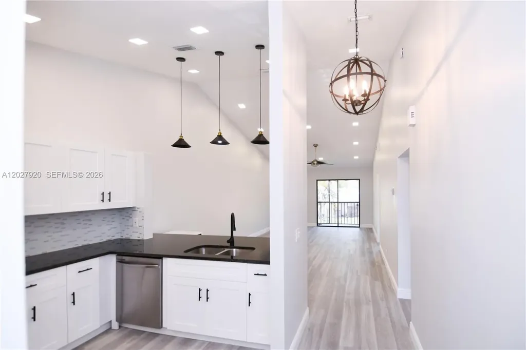 2315 SW 22nd Avenue Delray Beach FL 33445
