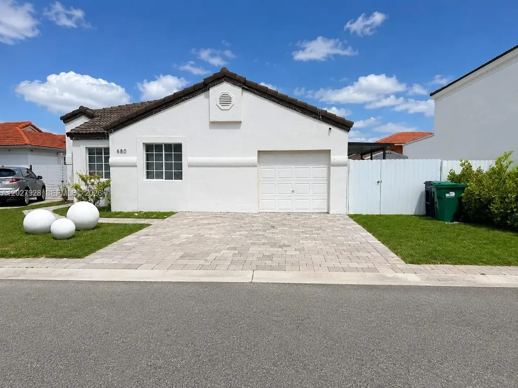 680 NW 124th Place Miami FL 33182