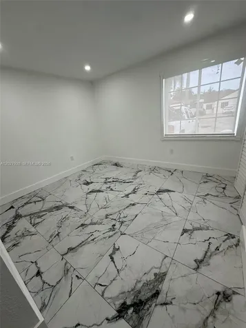 680 NW 124th Place Miami FL 33182