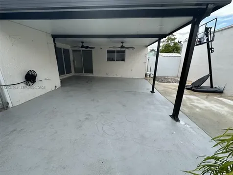 680 NW 124th Place Miami FL 33182