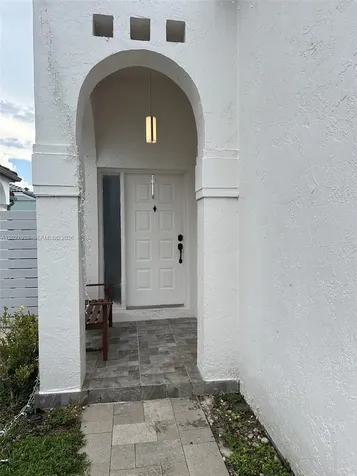 680 NW 124th Place Miami FL 33182