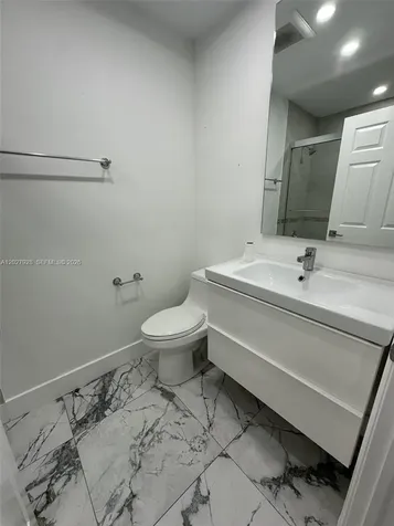 680 NW 124th Place Miami FL 33182