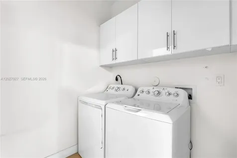 10250 NW 76th Terrace Doral FL 33178