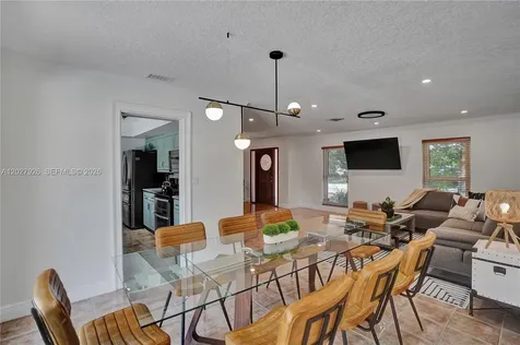 6421 NE 22nd Avenue Fort Lauderdale FL 33308