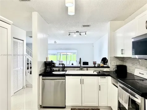 20807 NW 1st Street Pembroke Pines FL 33029