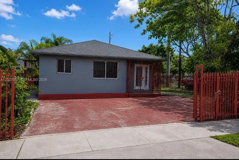 4952 NW 21st Avenue Miami FL 33142