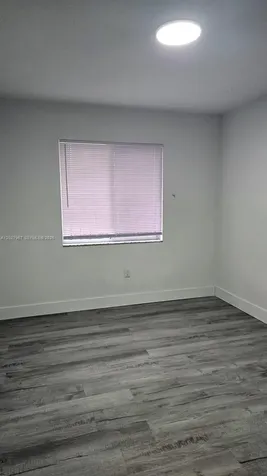 4952 NW 21st Avenue Miami FL 33142
