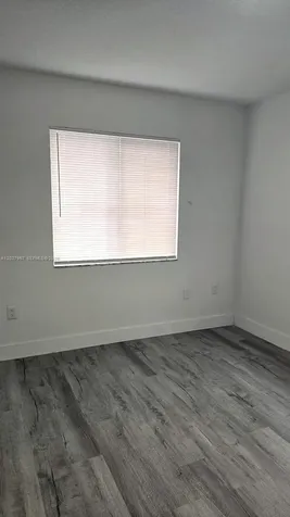 4952 NW 21st Avenue Miami FL 33142