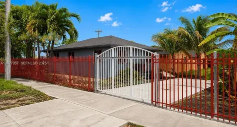 4952 NW 21st Avenue Miami FL 33142