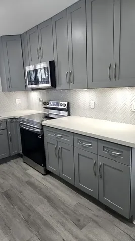 4952 NW 21st Avenue Miami FL 33142
