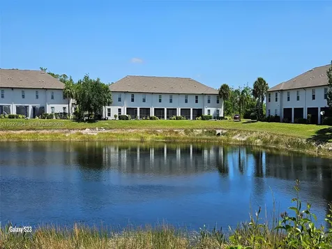 9101 Gervais Circle Naples FL 34120