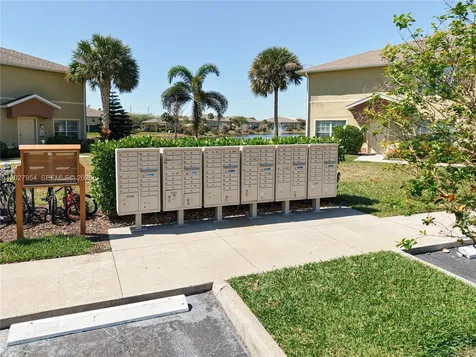 9101 Gervais Circle Naples FL 34120