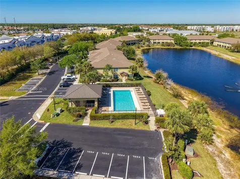 9101 Gervais Circle Naples FL 34120
