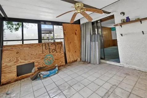1427 Towhee Street Homestead FL 33035