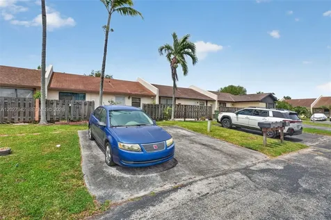 1427 Towhee Street Homestead FL 33035