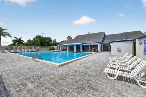 1427 Towhee Street Homestead FL 33035