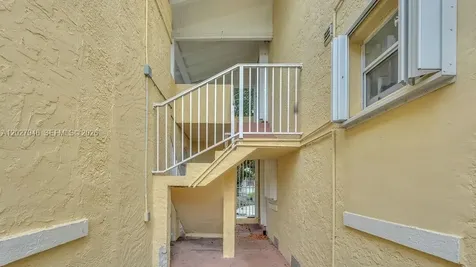 242 SW 15th Avenue Miami FL 33135