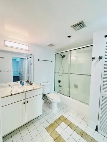 1200 Brickell Bay Drive Miami FL 33131
