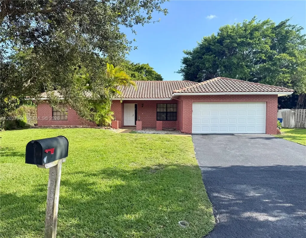 9788 NW 3rd Manor Coral Springs FL 33071