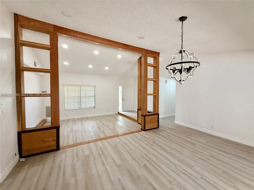 9788 NW 3rd Manor Coral Springs FL 33071