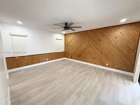 9788 NW 3rd Manor Coral Springs FL 33071