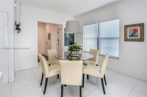476 NE 194th Terrace Miami FL 33179