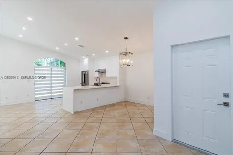 812 Garnet Circle Weston FL 33326