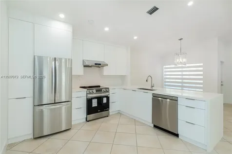 812 Garnet Circle Weston FL 33326