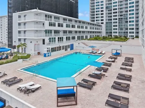 5401 Collins Avenue Miami Beach FL 33140