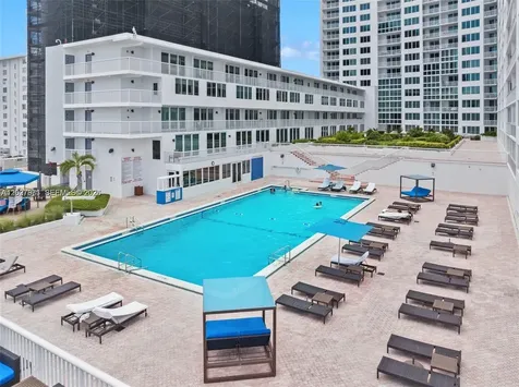 5401 Collins Avenue Miami Beach FL 33140