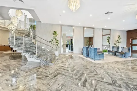 5401 Collins Avenue Miami Beach FL 33140